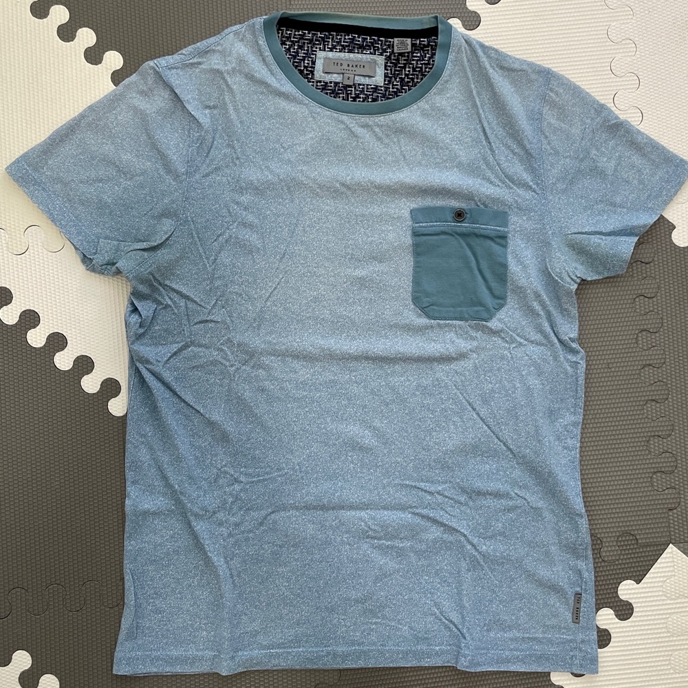 Ted Baker Men’s Summery Light blouse T-shirt